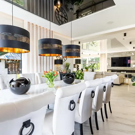 5 Bed Luxury In Szczytno Villa *